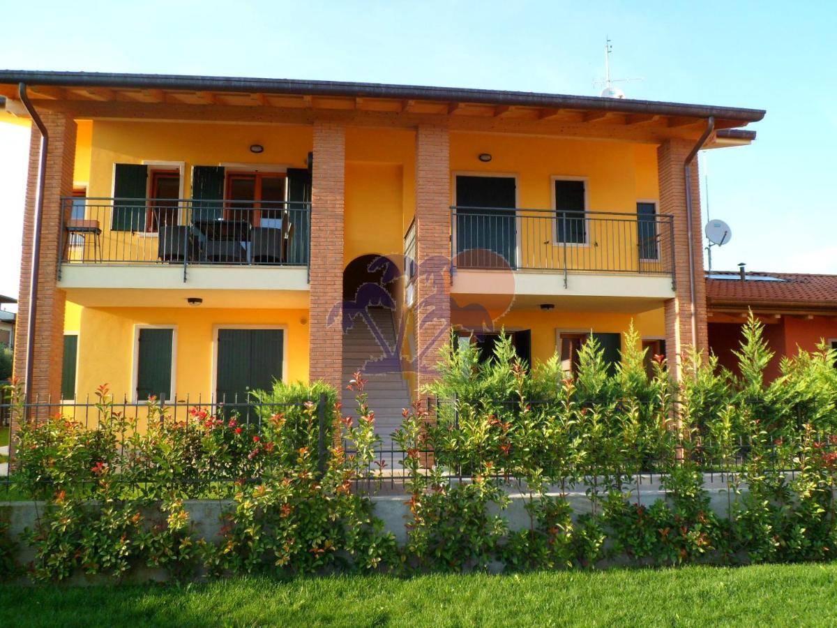 Appartamenti Gli Olmi Lazise Bagian luar foto