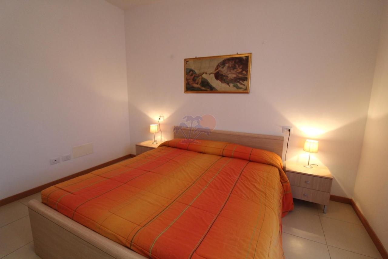 Appartamenti Gli Olmi Lazise Bagian luar foto