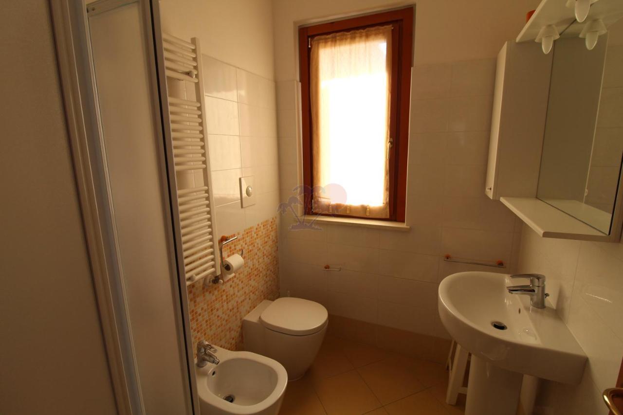Appartamenti Gli Olmi Lazise Bagian luar foto